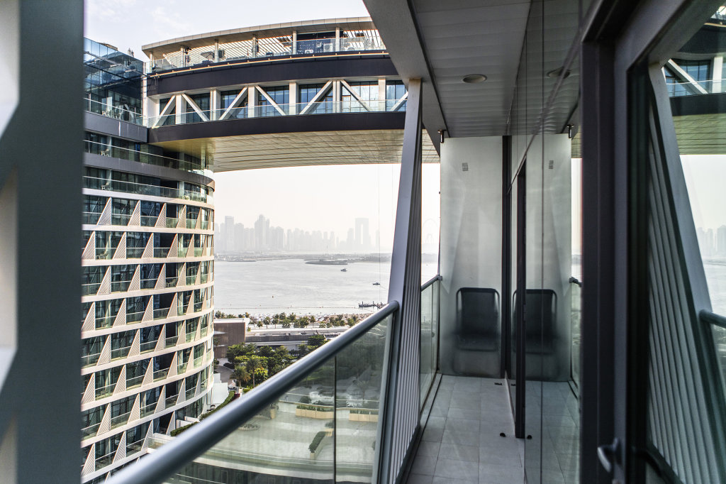 Дубай: Апартаменты Ideal 1BR with sea view on Palm Jumeirah