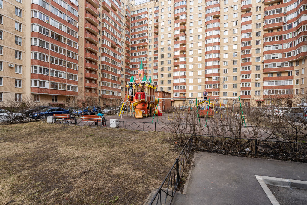 Санкт-Петербург: Жилое помещение Северный Петербург