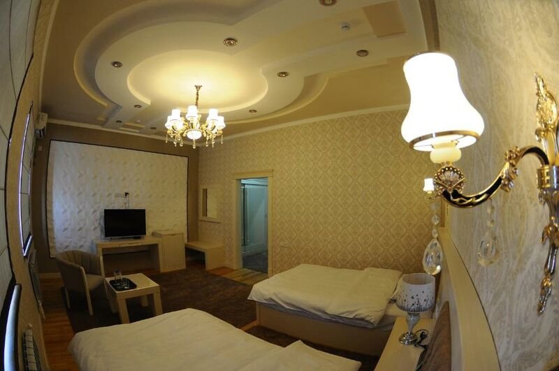 Карши: Афросиоб