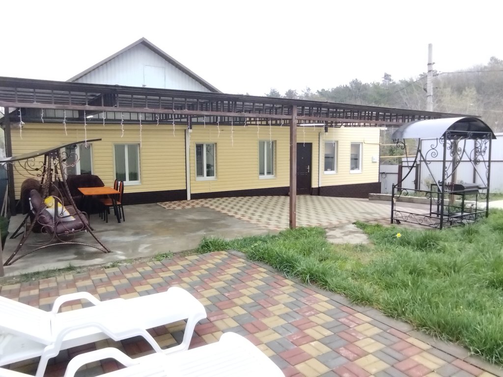 Железноводск: Гостевой дом Дом в Курортной зоне