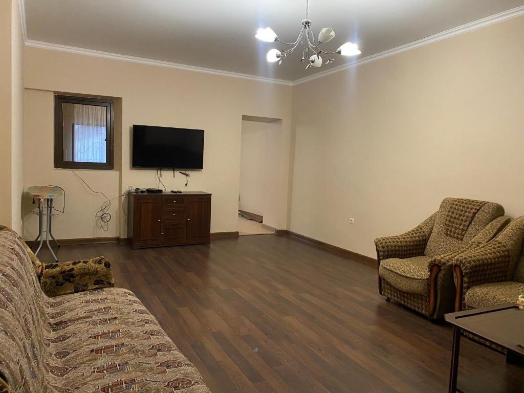 Сухум: Апартаменты Nartaa House
