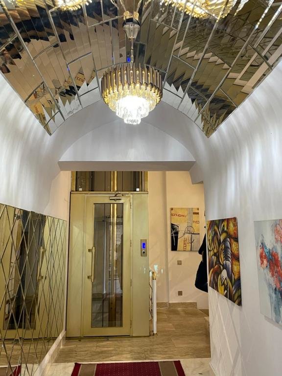 Баку: Отель Mirror Baku