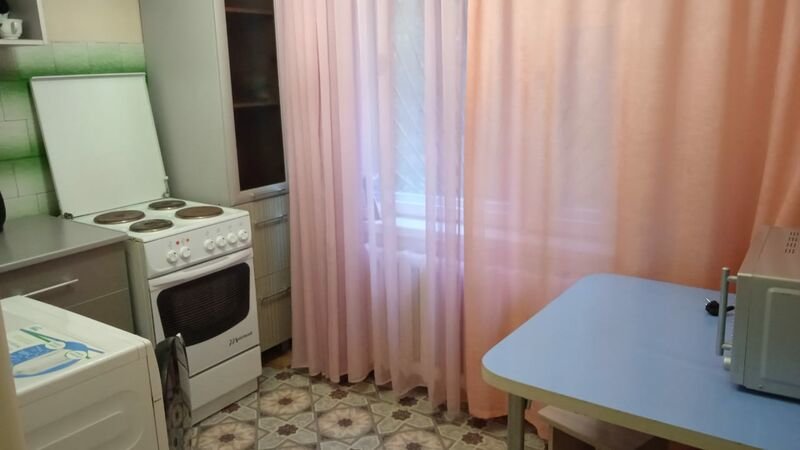 Емельяново: Апартаменты Вариант на ул. Аэропорт, д. 3