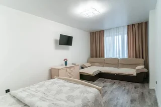 Красноярск: Апартаменты Хоум Дэй на ул. Матросова, д. 36