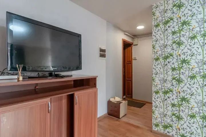 Красноярск: Апартаменты Хоум Дэй на пр. Газеты Красноярский рабочий, д. 74