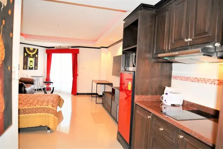Паттайя: Angket Condominium