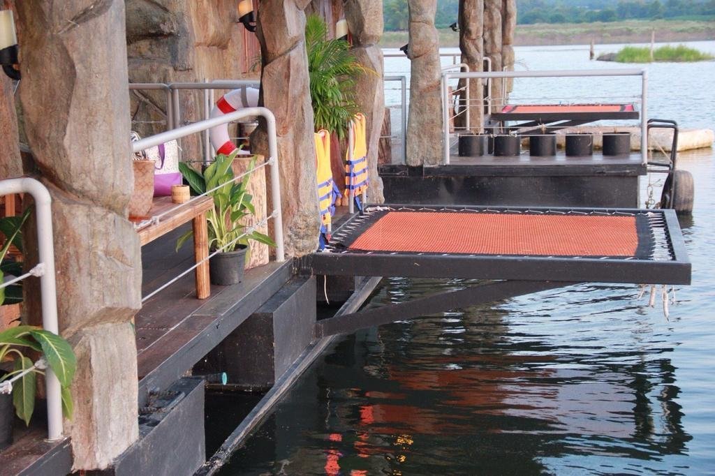 Си-Сават: The Tara Cape Resort
