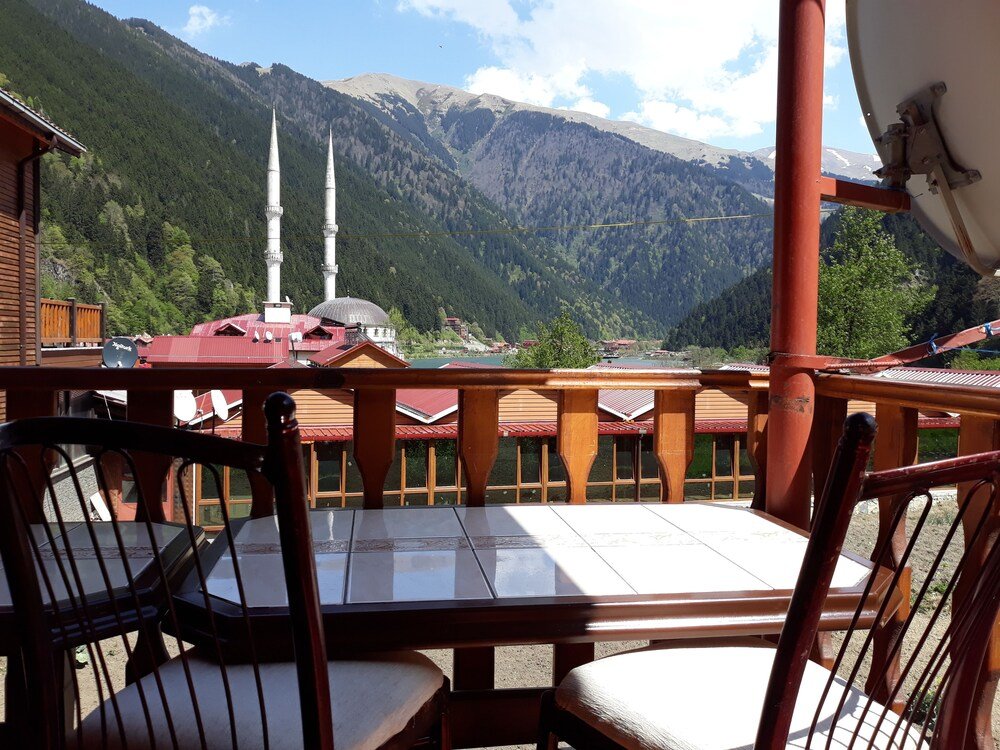 Узунгёль: Family Bungalow Uzungol