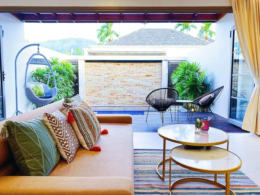 Пхукет: Beautiful 1br Plunge Pool Villa Walk To Bangtao Beach