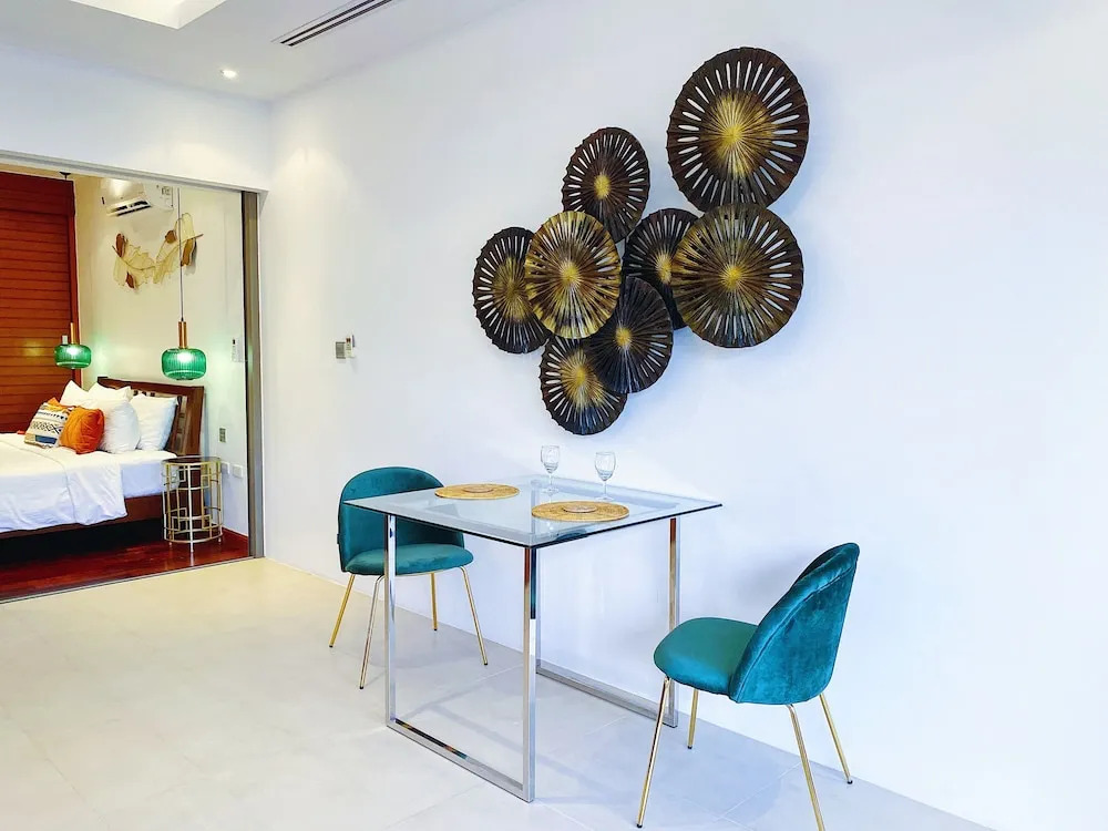 Пхукет: Beautiful 1br Plunge Pool Villa Walk To Bangtao Beach