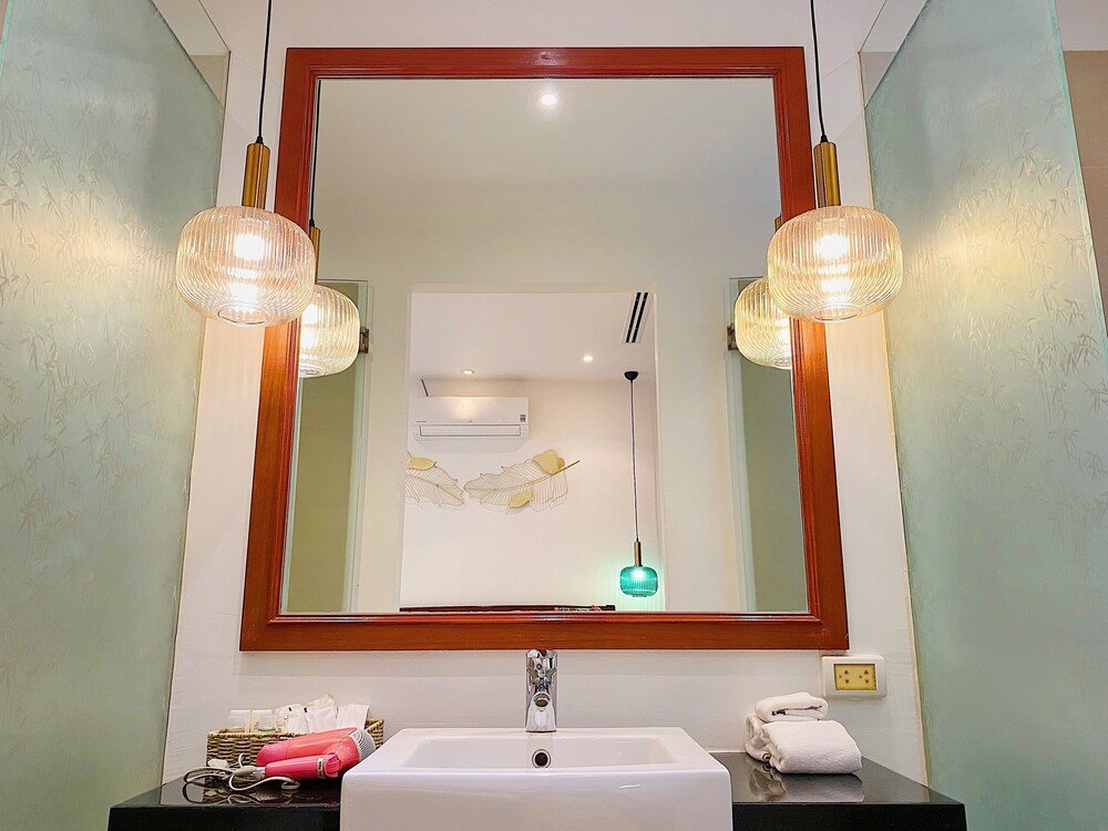 Пхукет: Beautiful 1br Plunge Pool Villa Walk To Bangtao Beach