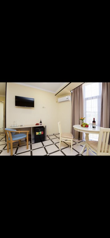 Сухум: Hotel BMG