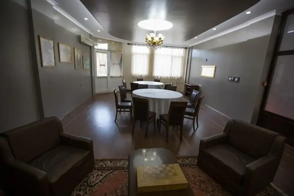 Бартын: Hotel Grand Astra Bartin