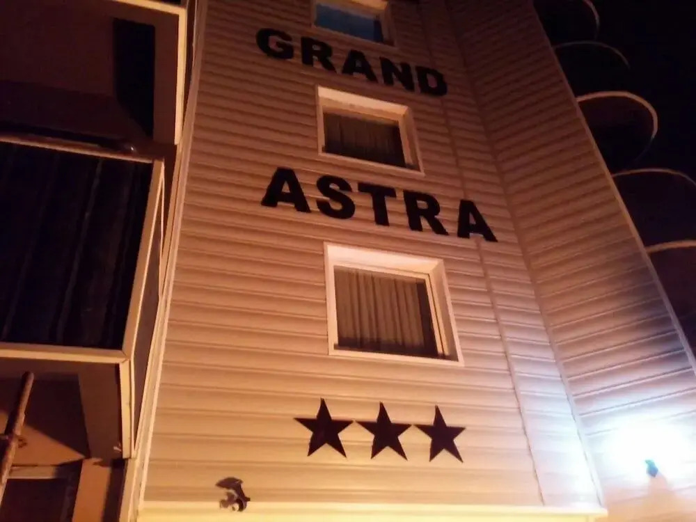 Бартын: Hotel Grand Astra Bartin