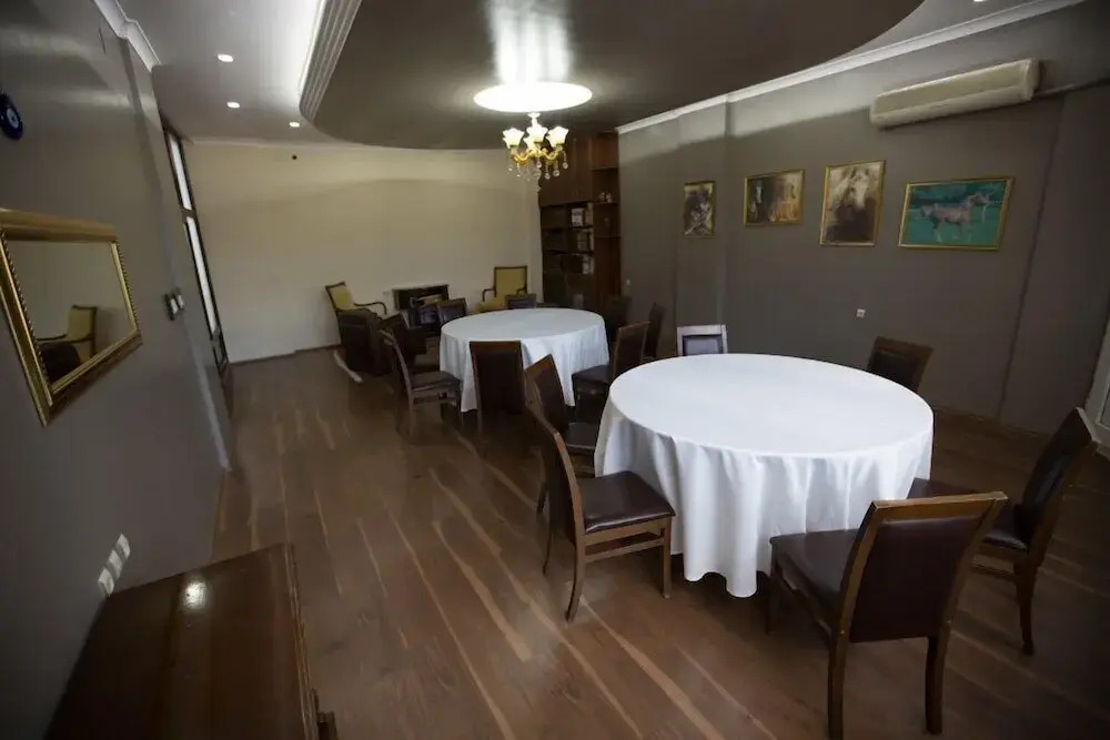 Бартын: Hotel Grand Astra Bartin