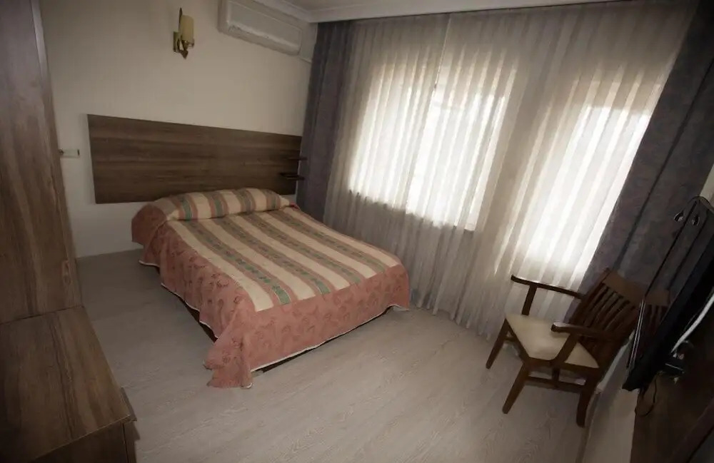 Бартын: Hotel Grand Astra Bartin