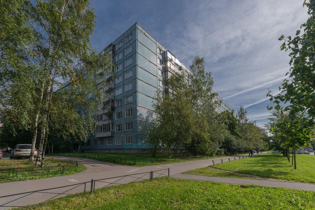 Санкт-Петербург: ComfortFlat Iskrovskiy 28