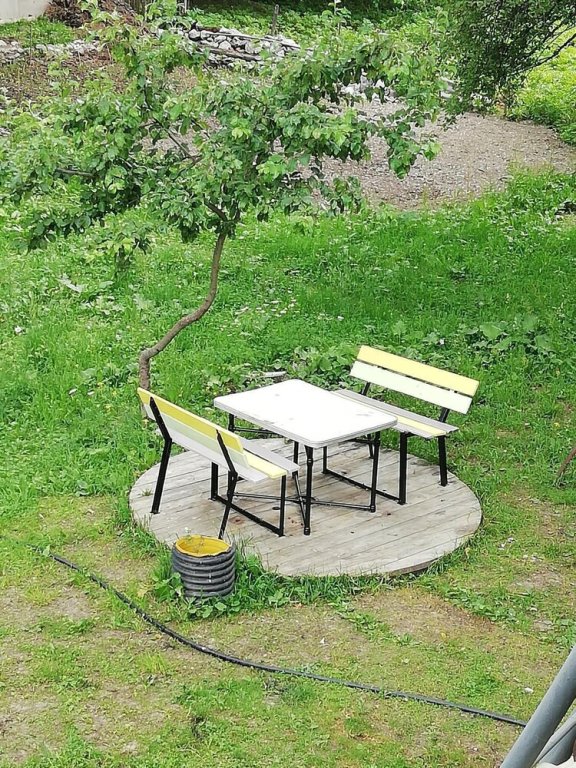 Местиа: Guest House Carpediem