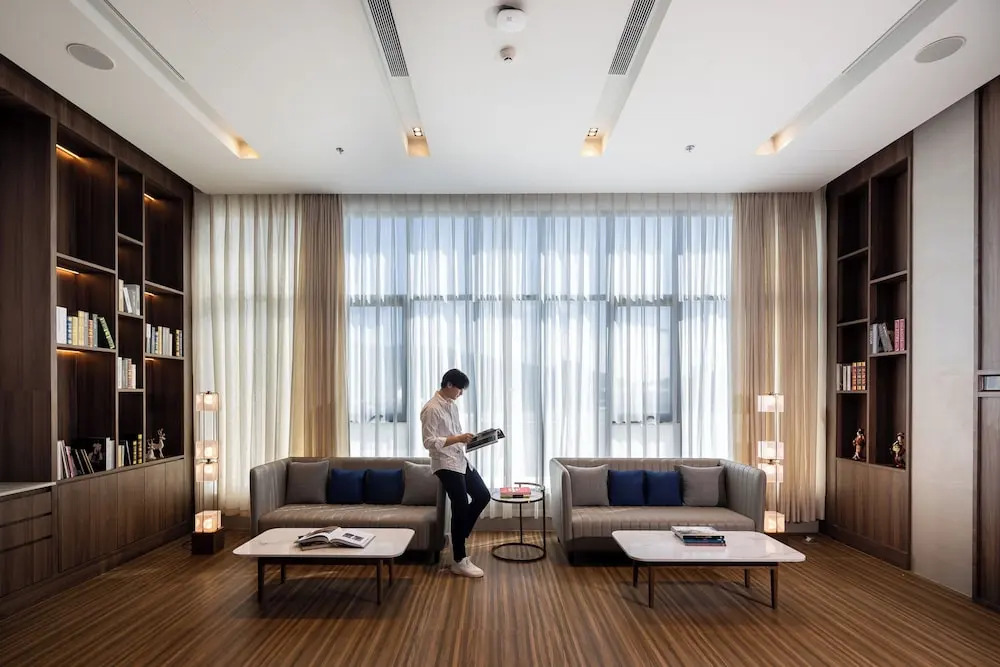 Сирача: S Sriracha Hotel And Residence
