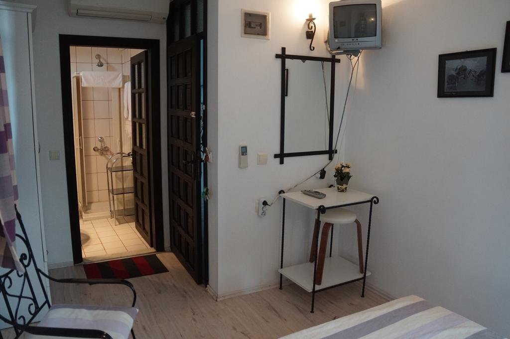 Кемер: Cigdem Han Kemer