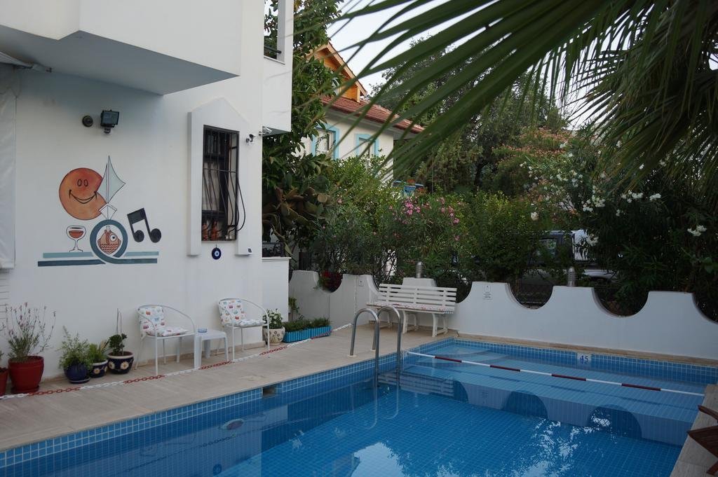 Кемер: Cigdem Han Kemer