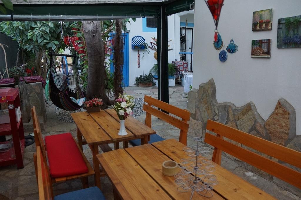 Кемер: Cigdem Han Kemer