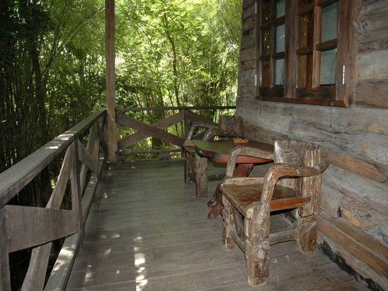 Сай Йок: Mom Chailai Forest Retreat