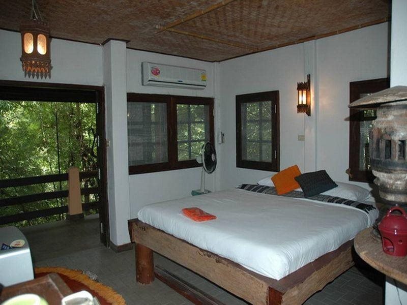 Сай Йок: Mom Chailai Forest Retreat