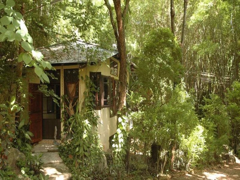 Сай Йок: Mom Chailai Forest Retreat