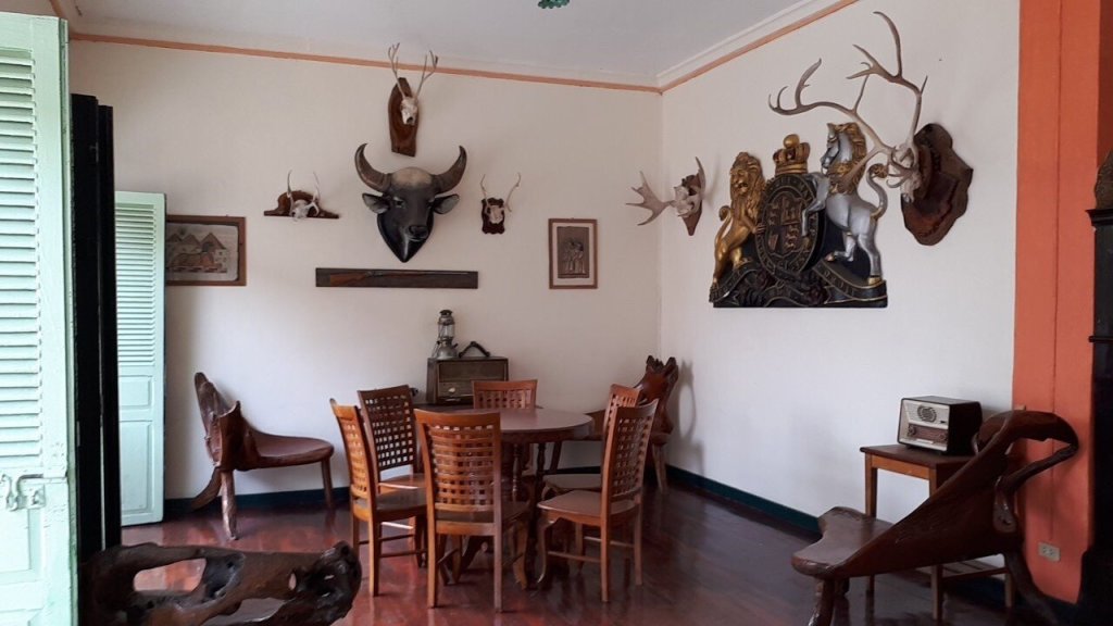 Чианг-Хан: The White House Chiangkhan Villa