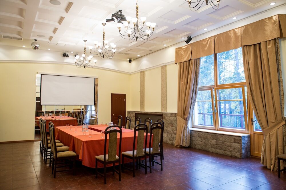 Громово: Country club Dacha
