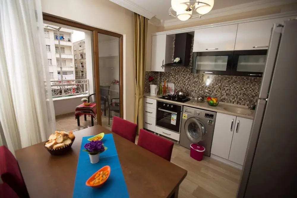 Йомра: Yomra Residence Otel