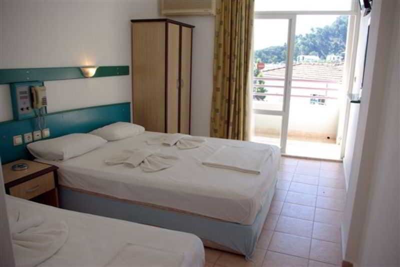 Турунч: Zeybek Beach Hotel