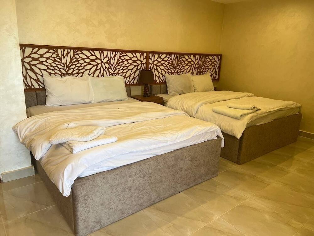 Гиза: Pyramids Height Hotel & Pyramids Master Scene Rooftop