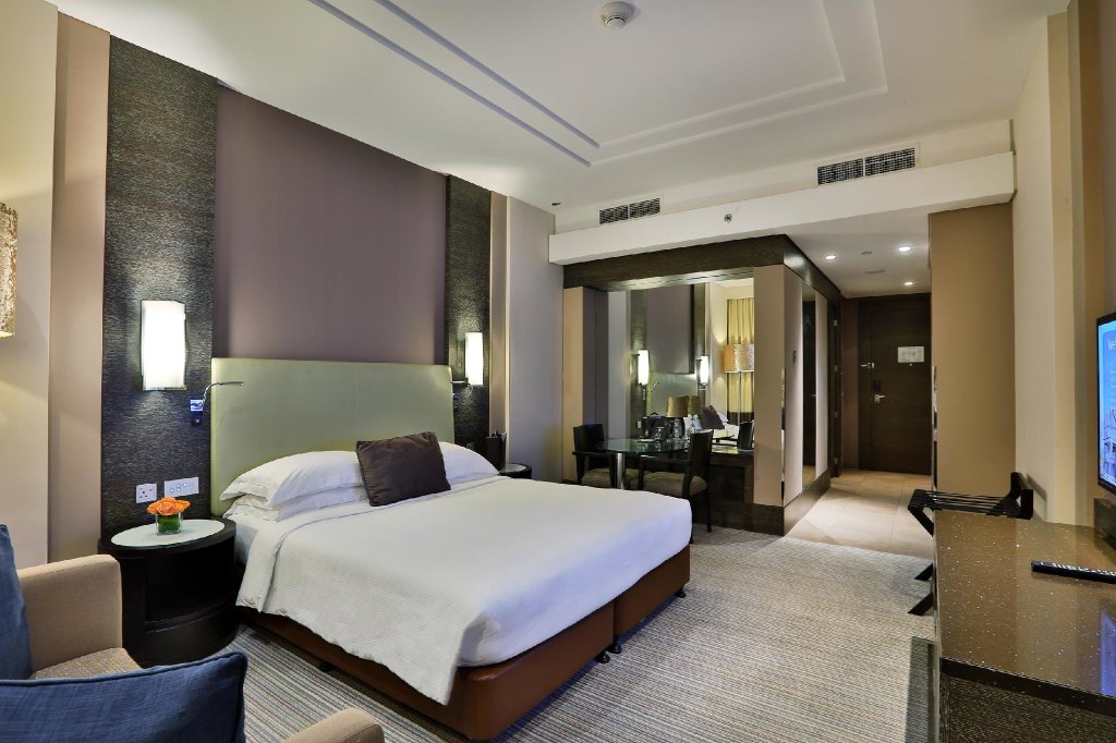 Эль-Айн: Four Points by Sheraton Al Ain
