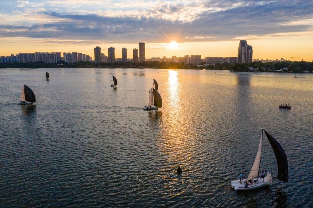 Москва: Апартаменты рядом Крокус-Экспо Открытие-арена Москва-река парк водный спорт