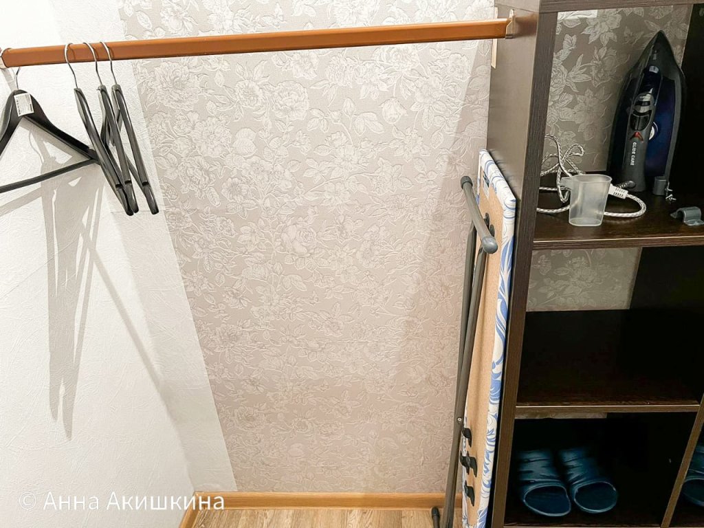 Свердловский: Апартаменты Квартира AlexHome РП Свердловский Строителей 9