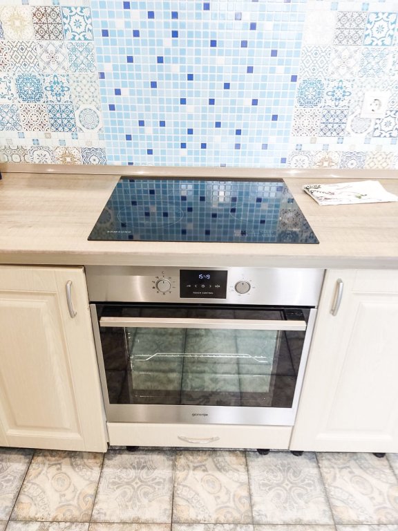 Свердловский: Апартаменты Квартира AlexHome РП Свердловский Молодежная