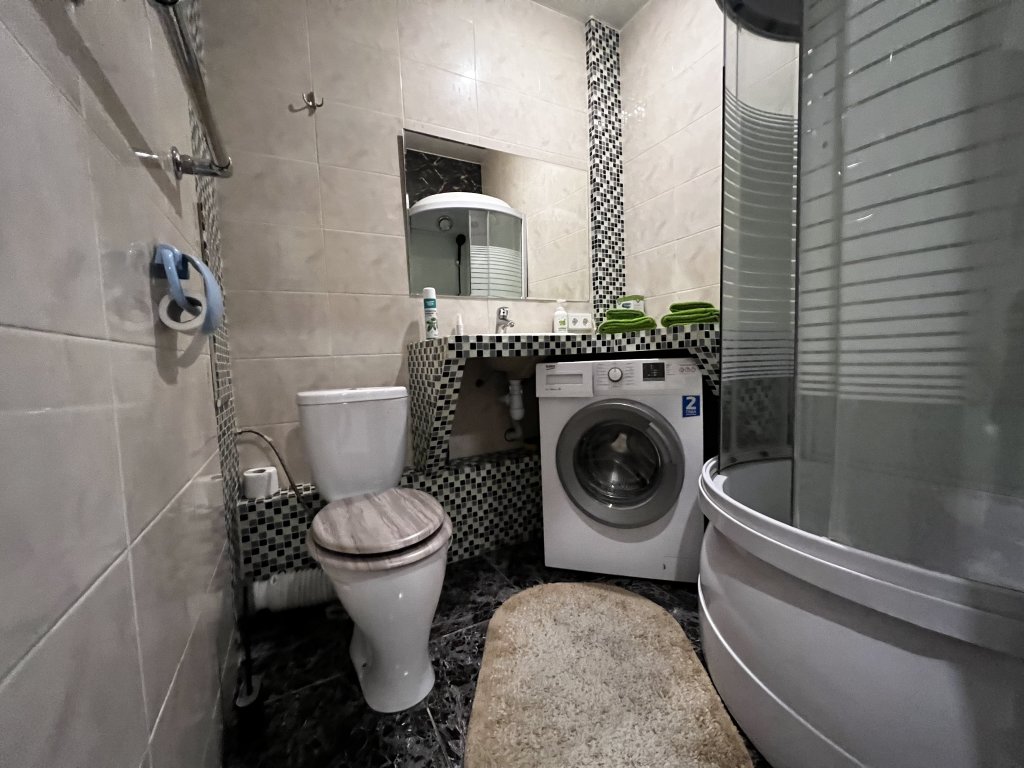 Свердловский: Апартаменты Квартира AlexHome РП Свердловский Заречная 7