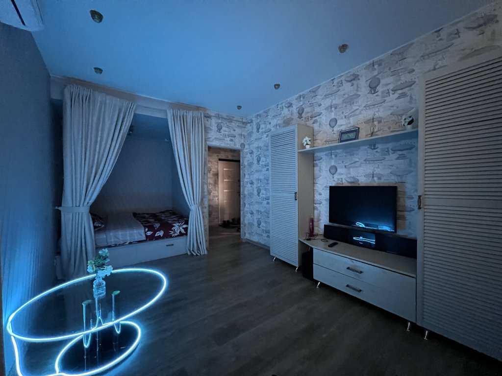 Апартаменты Квартира AlexHome РП Свердловский Молодежная 2 — фото 1