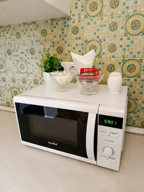 Свердловский: Апартаменты Квартира AlexHome РП Свердловский Молодежная 1