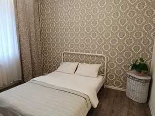 Свердловский: Апартаменты Квартира AlexHome РП Свердловский Алексея Короткова 1