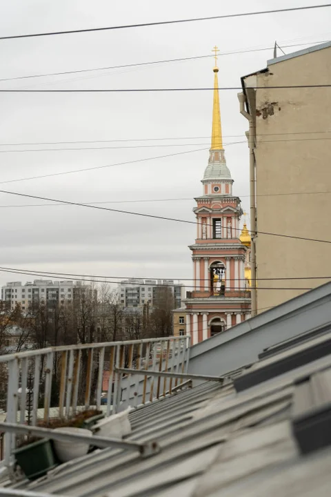 Санкт-Петербург: Апартаменты с мансардой на улице Тюшина