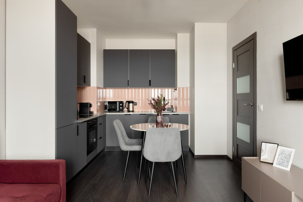 Санкт-Петербург: Апартаменты MyhomeYourhome на Проспекте Буденного д.21 к.1