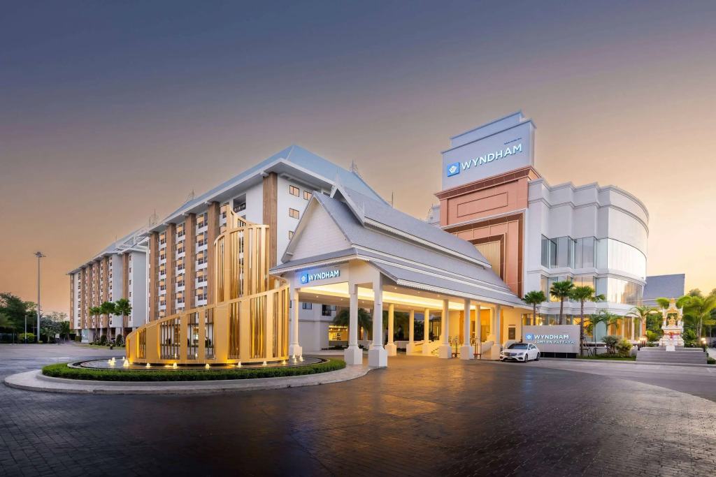 На Чом Тхиан: Wyndham Jomtien Pattaya