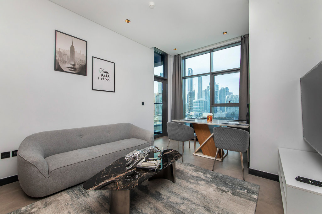 Дубай: Апартаменты Luxe Waterfront 2BR with Canal & Burj Khalifa view