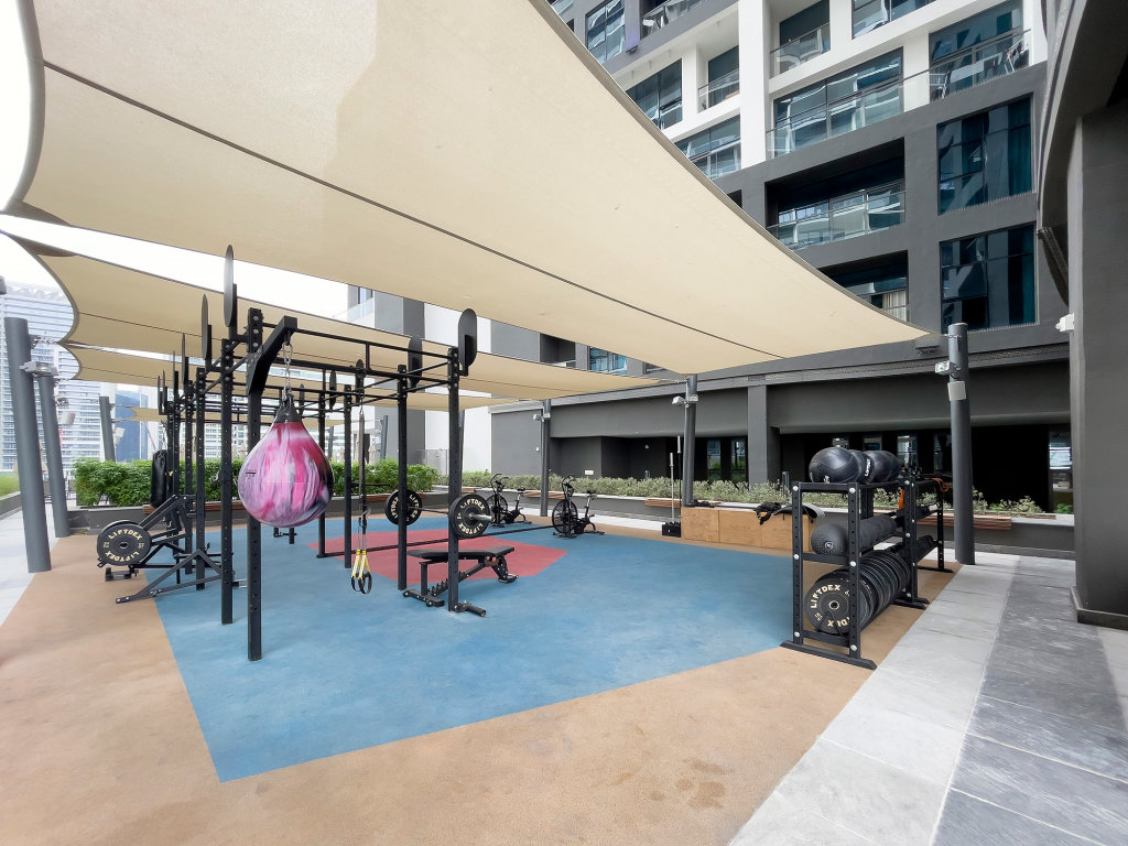 Дубай: Апартаменты Luxe Waterfront 2BR with Canal & Burj Khalifa view