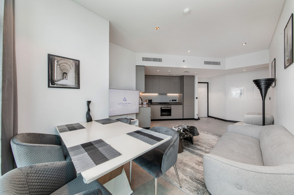Дубай: Апартаменты Luxe Waterfront 2BR with Canal & Burj Khalifa view