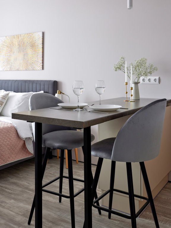 Санкт-Петербург: Апартаменты RoomyRoom Романтика у метро Пионерская