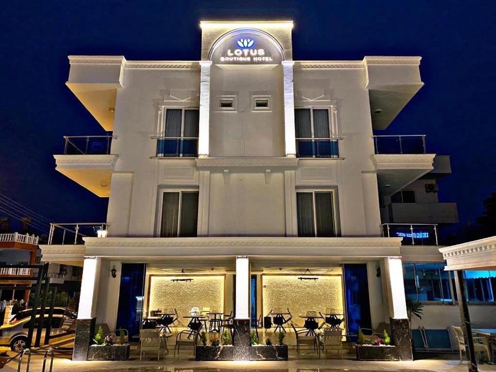 Силифке: Lotus Hotel